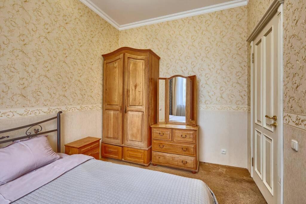 Apartment Near Bessarabsky Square Κίεβο Εξωτερικό φωτογραφία