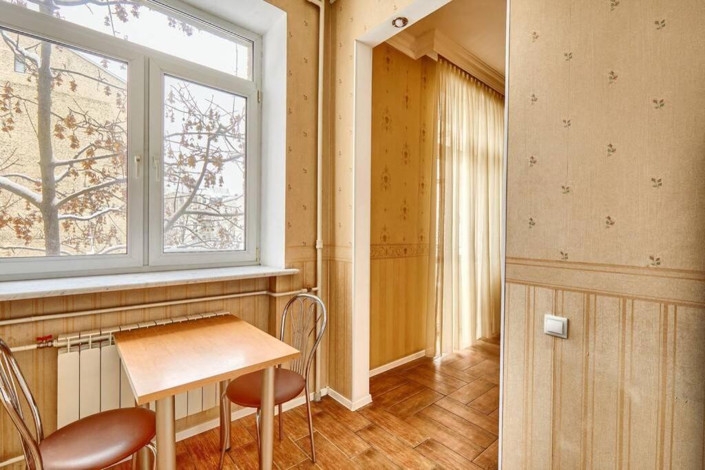 Apartment Near Bessarabsky Square Κίεβο Εξωτερικό φωτογραφία